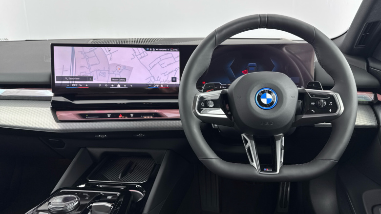 BMW 5 Series 550e xDrive M Sport Pro 4dr Auto [Tech+/Comfort+] Saloon